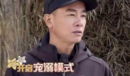 应采臣爆料陈小春的视频,揭秘明星幕后生活瞬间